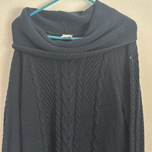 Cabi sweater cowl neck size medium - Picture 3 of 4
